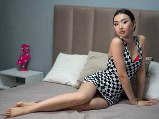 دردشة الفيديو المثيرة JinuaSol