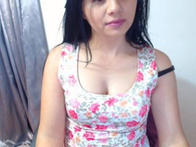 لقطات البث JolieNicole