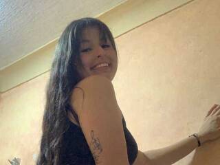 دردشة الفيديو المثيرة Joyce-Rosse