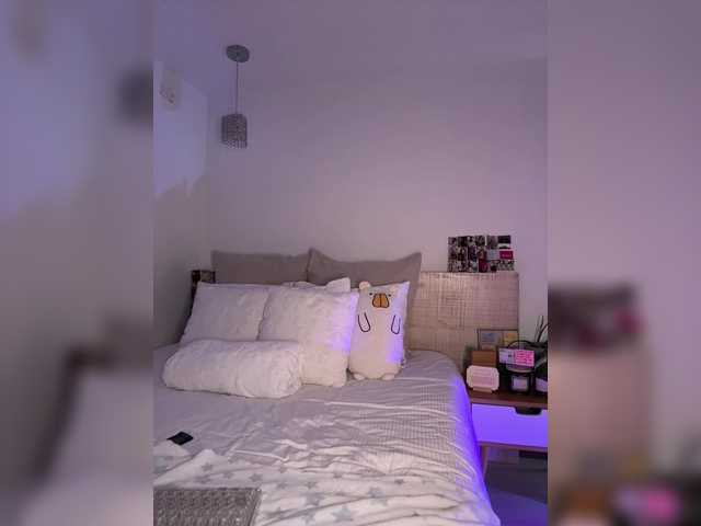 لقطات البث Juanita-Fox