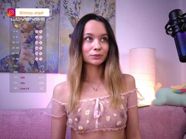 لقطات البث JuicyyAngel