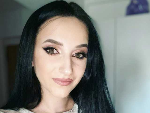صورة الملف الشخصي Julia-Jae