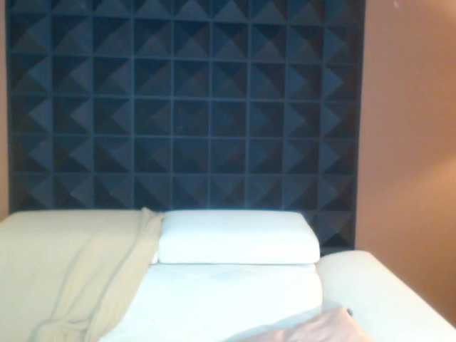 لقطات البث JuliaConnor