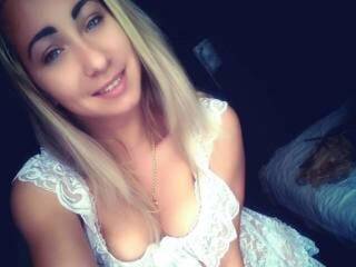 دردشة الفيديو المثيرة juliawater