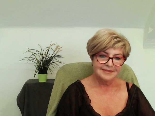 لقطات البث julieamberx
