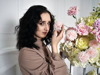 دردشة الفيديو المثيرة JulietMonli