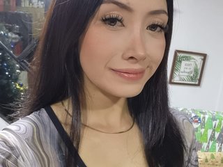 دردشة الفيديو المثيرة JuliietaMars