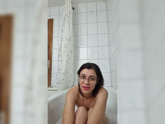 لقطات البث julya-hot