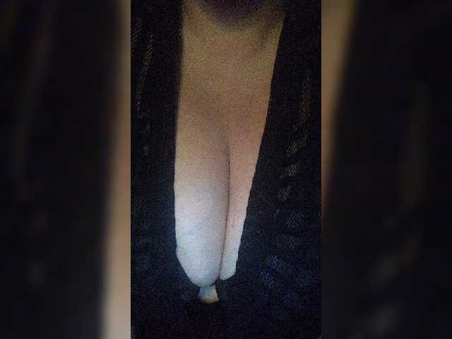 الصور JuneSundress Huge tits