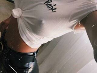 دردشة الفيديو المثيرة --__-