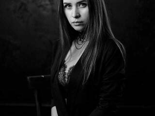 دردشة الفيديو المثيرة Juventta