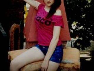 دردشة الفيديو المثيرة kamaliyaaa