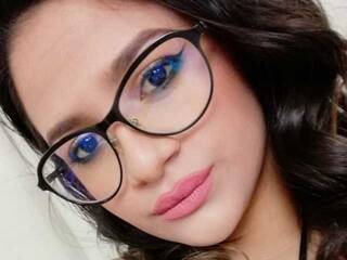 دردشة الفيديو المثيرة karamelaMoto