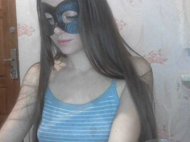 الصور Karamell-1 if you like, put a heart)) undress me 200 tokens take off the mask 5000