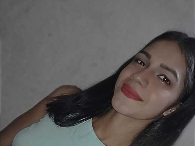 صورة الملف الشخصي karen-saenz