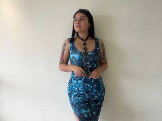 دردشة الفيديو المثيرة karen420