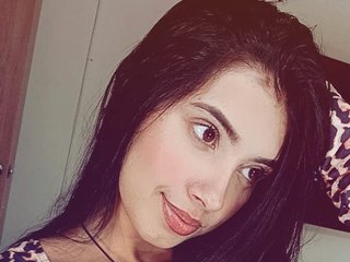 دردشة الفيديو المثيرة KarinaDoll