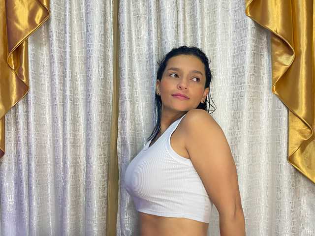 صورة الملف الشخصي KarinaTits