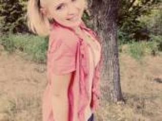 دردشة الفيديو المثيرة karine77