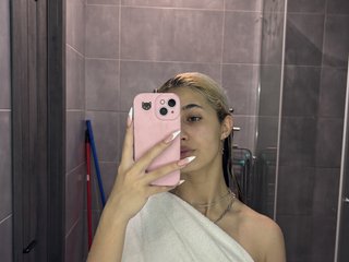 دردشة الفيديو المثيرة karinka-hot007