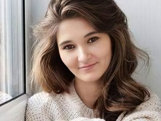 دردشة الفيديو المثيرة KarinsaCherry