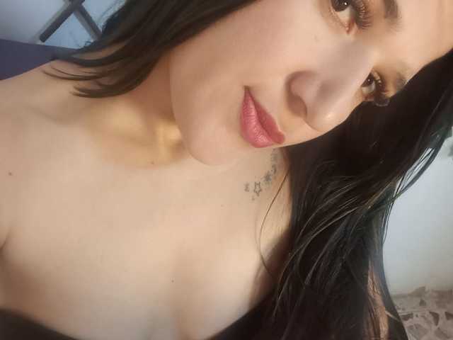 صورة الملف الشخصي karla18