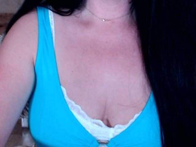 لقطات البث KaroliJoy