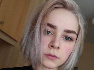 دردشة الفيديو المثيرة KarolinaLed