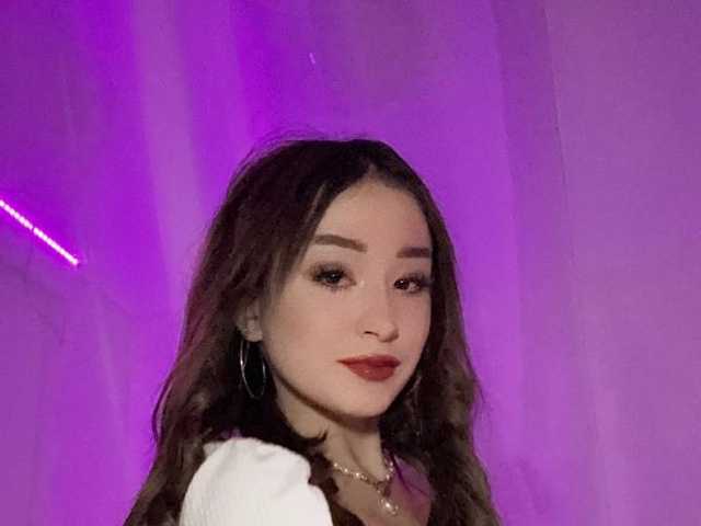 صورة الملف الشخصي Karoline-melon