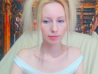 الصور KassiaDinn lovens on!!!! 100 titts; 200 naked; add friend 50; play with toy and in roleply in pvt!!!