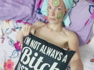 دردشة الفيديو المثيرة KatarinaJ