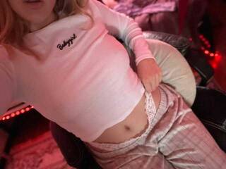 دردشة الفيديو المثيرة KateDanver