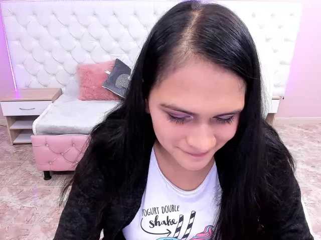 لقطات البث katee-fire1