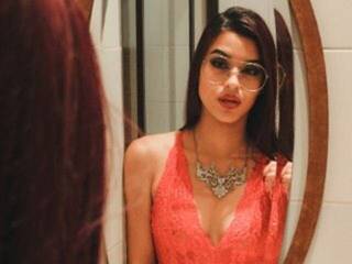 دردشة الفيديو المثيرة Katepetrova