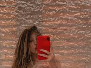 دردشة الفيديو المثيرة Katelibre