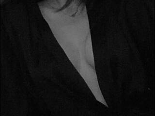 دردشة الفيديو المثيرة Katemee