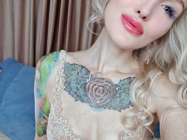 صورة الملف الشخصي KateMonroe