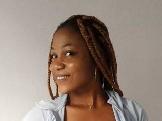 دردشة الفيديو المثيرة Kathy-dize