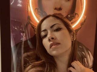 دردشة الفيديو المثيرة kathy-monroe