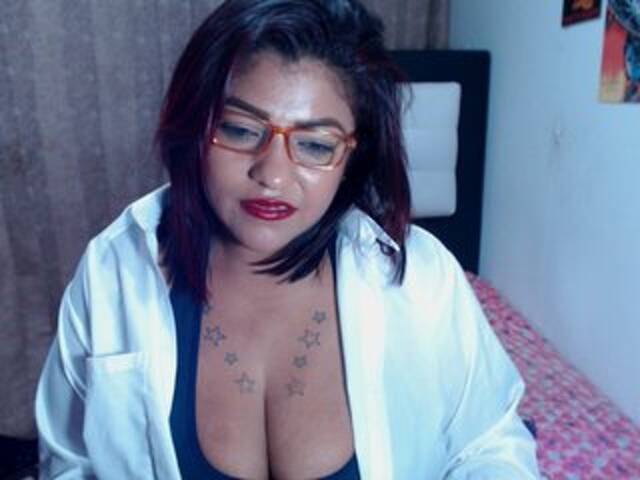 لقطات البث KATIUSKA29