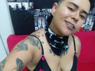 دردشة الفيديو المثيرة katrinalnk