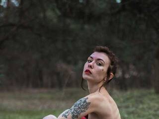 دردشة الفيديو المثيرة KatrinBlance