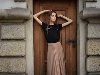 دردشة الفيديو المثيرة KatrisseGlam