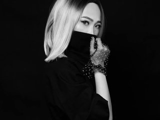 دردشة الفيديو المثيرة Katsumi_Kiss