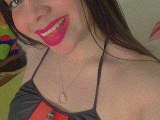 دردشة الفيديو المثيرة KattaleyaF