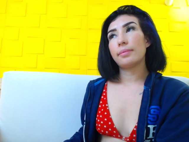 لقطات البث KattyRuiz