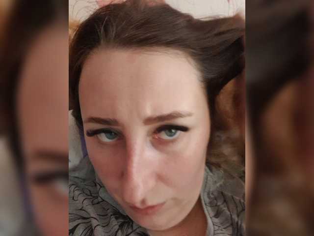 لقطات البث Katya-35