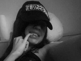 دردشة الفيديو المثيرة BluBaby