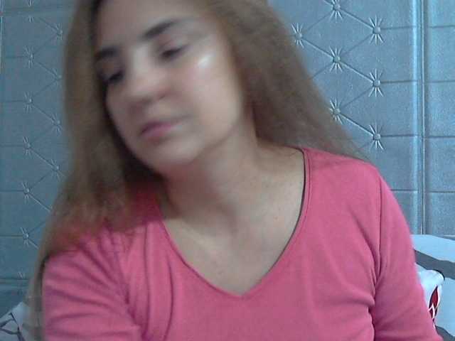 لقطات البث KATYDIAZ