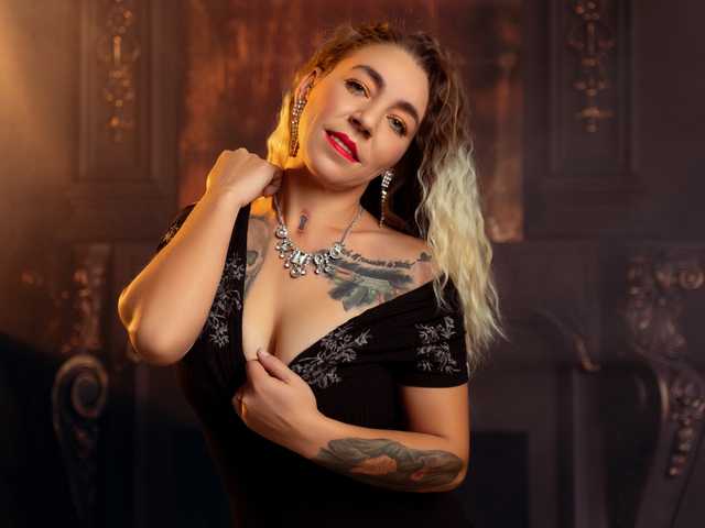 صورة الملف الشخصي KatyNolan